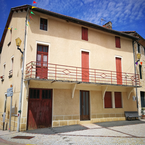 Offres de vente Appartement Saint-Santin-de-Maurs 15600