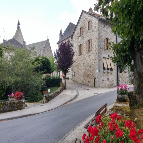 Offres de vente Maison de village Marcolès 15220